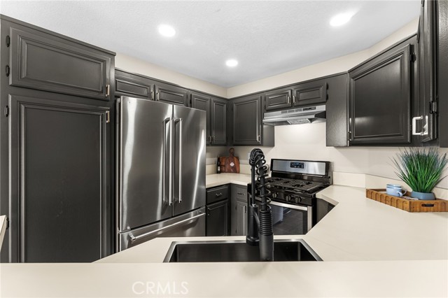 Detail Gallery Image 4 of 35 For 2588 Avenida Del Vista #J202,  Corona,  CA 92882 - 1 Beds | 1 Baths