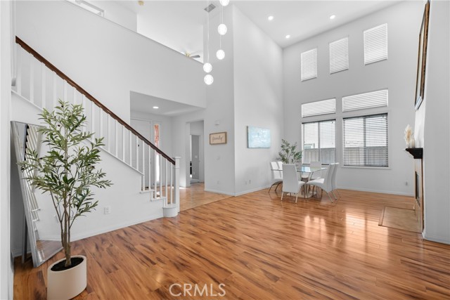 35424 Saddle Hill Road, Lake Elsinore CA: https://media.crmls.org/medias/bf7f8829-6384-4b7d-8cbe-c4225c33d631.jpg