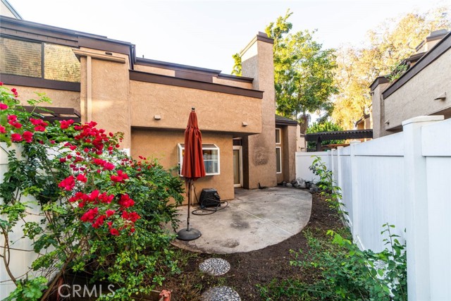 Detail Gallery Image 21 of 28 For 923 Lombard Ct, Costa Mesa,  CA 92626 - 3 Beds | 2/1 Baths