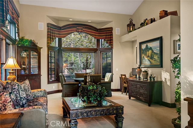 Detail Gallery Image 11 of 71 For 293 Fairway Dr, Lake Arrowhead,  CA 92352 - 6 Beds | 7/1 Baths