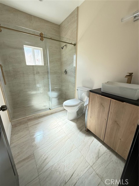 Detail Gallery Image 8 of 15 For 11650 Kittridge, North Hollywood,  CA 91606 - 2 Beds | 1 Baths