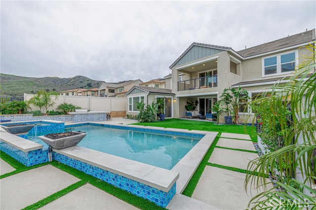 Detail Gallery Image 44 of 67 For 25035 Hidden Willow, Canyon Country,  CA 91387 - 5 Beds | 4 Baths