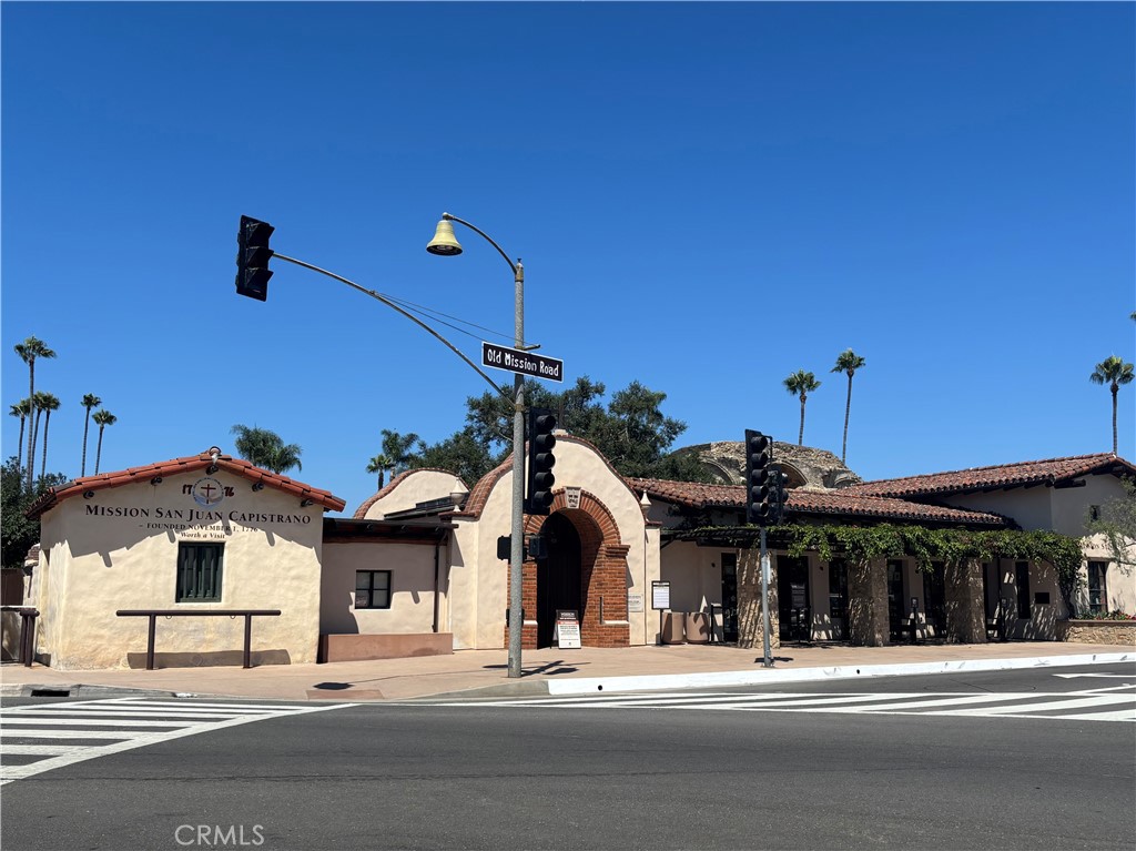 MLS #OC25252443 image #60