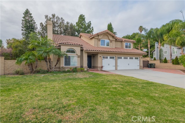 Detail Gallery Image 2 of 44 For 5545 Leafy Meadow Ln, Yorba Linda,  CA 92887 - 4 Beds | 3 Baths