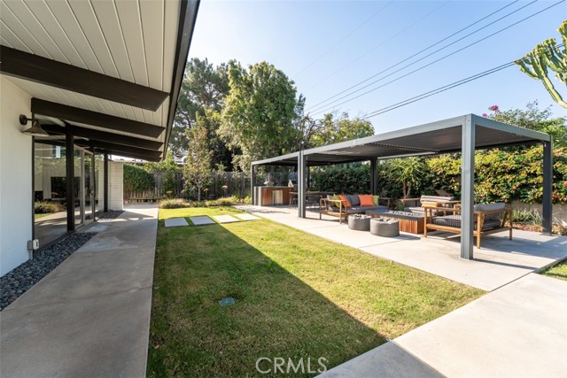 Detail Gallery Image 8 of 29 For 1830 N Ridgewood St, Orange,  CA 92865 - 4 Beds | 2 Baths