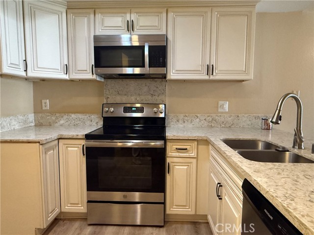 Detail Gallery Image 1 of 6 For 1058 W Ralston St, Ontario,  CA 91762 - 2 Beds | 1 Baths