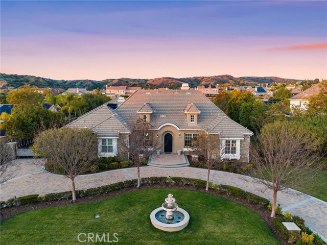 19103 Green Oaks Road, Yorba Linda CA: https://media.crmls.org/medias/bf857049-5d43-4ee9-91d2-f7065cae1201.jpg