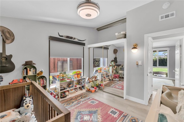 1801 W Chandeleur Drive, San Pedro CA: https://media.crmls.org/medias/bf85e0bd-db1f-49f1-b0db-8e0df0cbfba1.jpg
