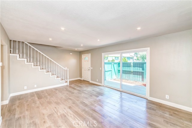Detail Gallery Image 4 of 28 For 8132 Keith Grn, Buena Park,  CA 90621 - 3 Beds | 2/1 Baths