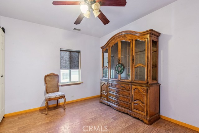 Detail Gallery Image 9 of 21 For 509 N Main St, Lake Elsinore,  CA 92530 - 3 Beds | 2 Baths