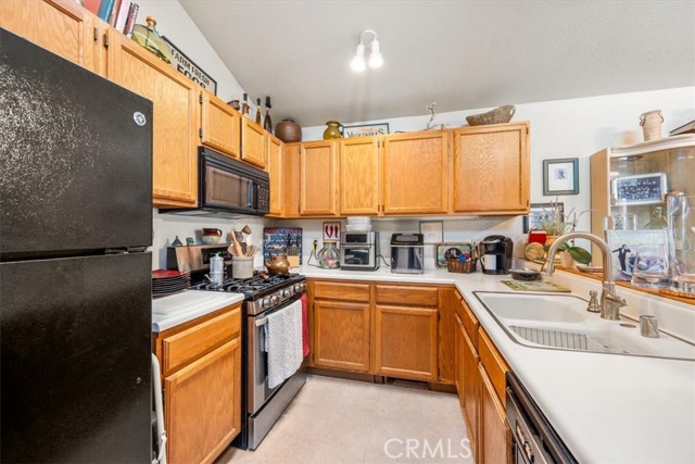 Detail Gallery Image 10 of 29 For 915 Patria, Atascadero,  CA 93422 - 2 Beds | 2 Baths