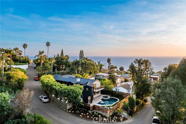 Detail Gallery Image 39 of 42 For 31831 Sunset Ave, Laguna Beach,  CA 92651 - 3 Beds | 3/2 Baths