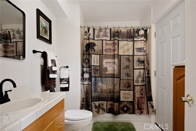 Detail Gallery Image 21 of 44 For 26249 Cedar Ln, Twin Peaks,  CA 92391 - 4 Beds | 3 Baths
