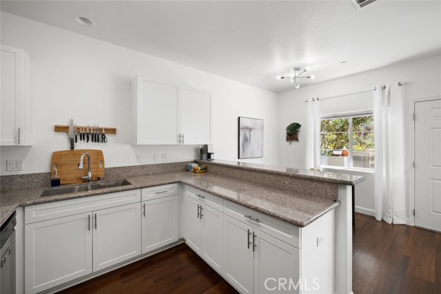 Detail Gallery Image 10 of 40 For 949 Humbert Avenue, San Luis Obispo,  CA 93401 - 3 Beds | 2/1 Baths