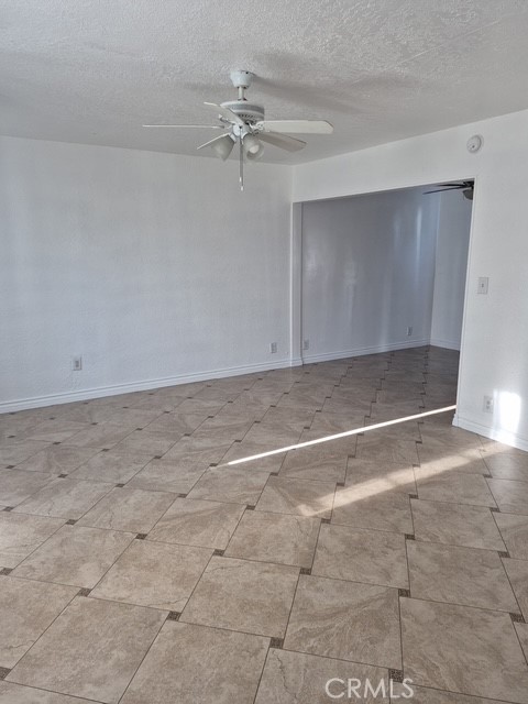 Detail Gallery Image 2 of 8 For 992 Saed St, Pomona,  CA 91768 - 3 Beds | 2 Baths