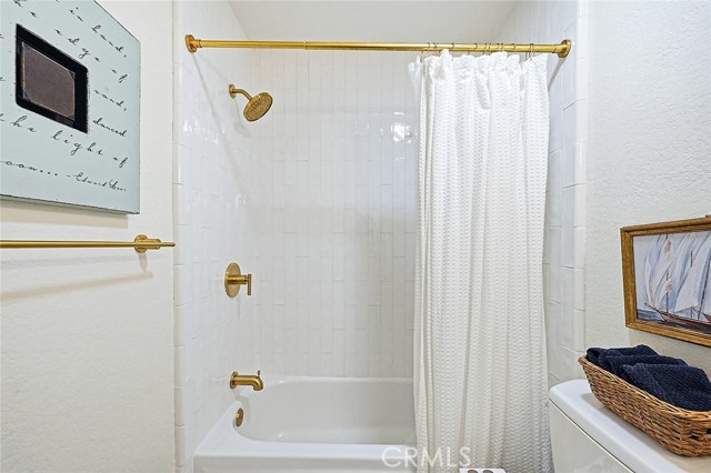 Detail Gallery Image 25 of 46 For 17866 via La Cresta, Chino Hills,  CA 91709 - 3 Beds | 2 Baths