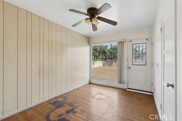 Detail Gallery Image 9 of 18 For 1613 E Ezmirlian, Compton,  CA 90221 - 3 Beds | 1 Baths