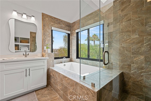 24301 Philemon Drive, Dana Point CA: https://media.crmls.org/medias/bf8b4d2e-6269-4dd8-9b32-45ce1bc07c65.jpg