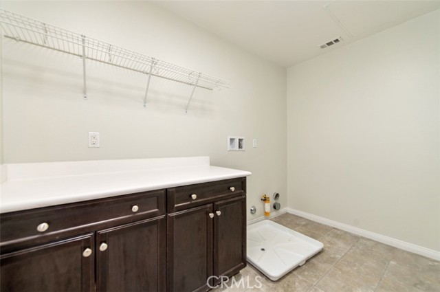 Detail Gallery Image 36 of 47 For 7114 Beckett Field, Corona,  CA 92880 - 3 Beds | 3 Baths