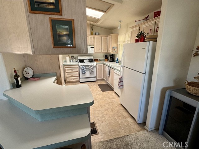 Detail Gallery Image 6 of 28 For 201 Five Cities Dr #96,  Pismo Beach,  CA 93449 - 2 Beds | 2 Baths