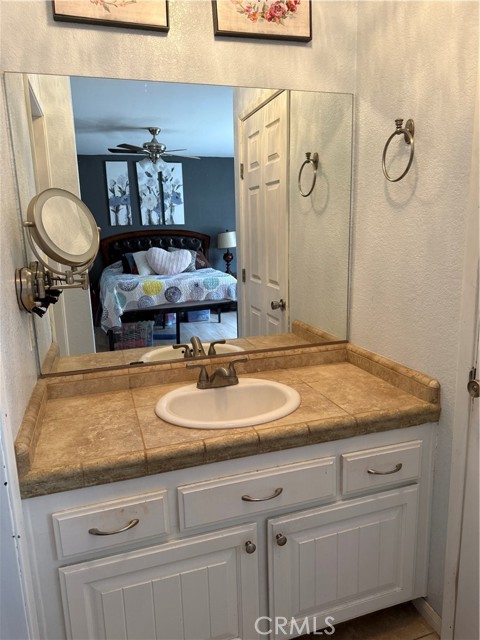 21275 Pocomoke Court, Apple Valley CA: https://media.crmls.org/medias/bf8d11a4-78d8-410b-8883-71053e5a333a.jpg