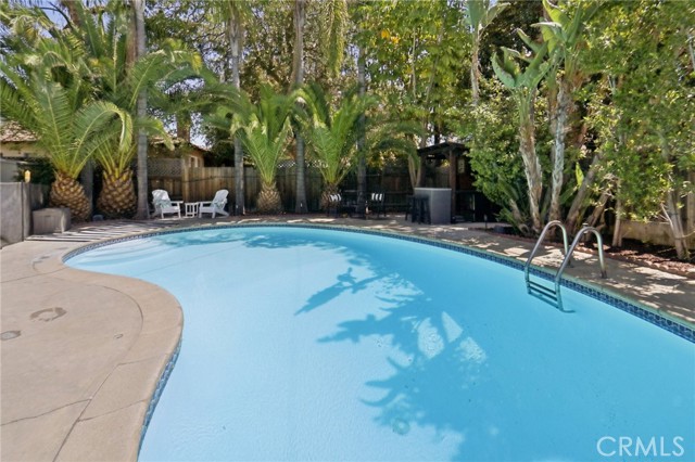 13340 Aetna Street, Valley Glen CA: https://media.crmls.org/medias/bf8d4436-27f6-410c-9c23-be2012a747ae.jpg