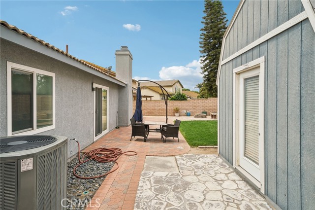 Detail Gallery Image 17 of 18 For 2925 Greenbriar Dr, Ontario,  CA 91761 - 4 Beds | 2 Baths