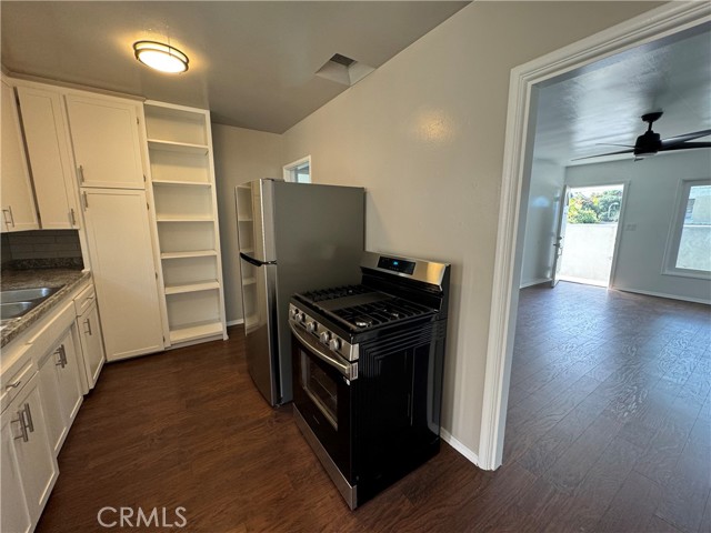 Detail Gallery Image 10 of 18 For 1520 N Fair Oaks, Pasadena,  CA 91103 - 2 Beds | 1 Baths