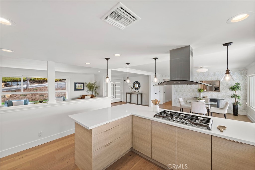 MLS #OC25253607 image #21