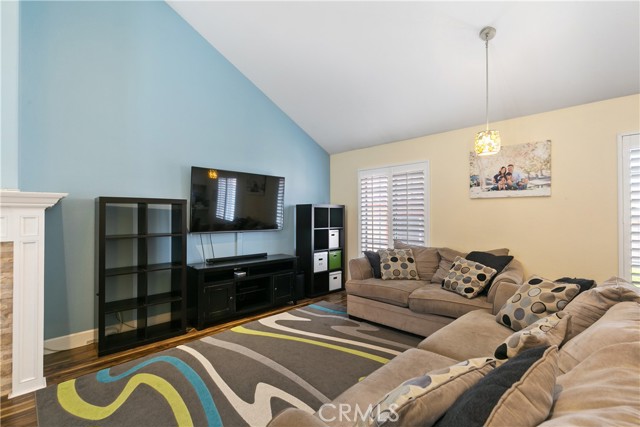 Detail Gallery Image 10 of 28 For 1709 Perkins Ln, Redondo Beach,  CA 90278 - 3 Beds | 2/1 Baths