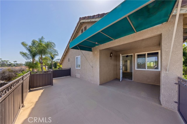 40132 White Leaf Lane, Murrieta CA: https://media.crmls.org/medias/bf905589-09a0-4a5e-9264-62cda45da35e.jpg