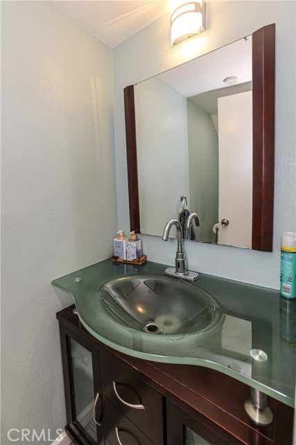 Detail Gallery Image 19 of 66 For 9601 Sepulveda Bld #9,  North Hills,  CA 91343 - 3 Beds | 2/1 Baths