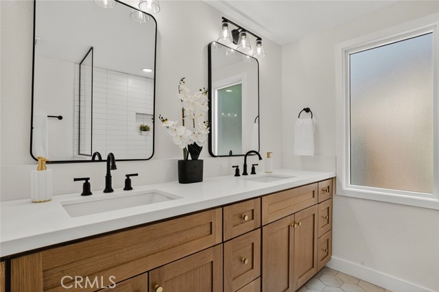 1717 Saint James Place, Placentia CA: https://media.crmls.org/medias/bf909195-f012-440a-a806-f7884aad827e.jpg