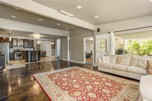 Detail Gallery Image 14 of 46 For 11425 Bryant St, Yucaipa,  CA 92399 - 4 Beds | 4 Baths