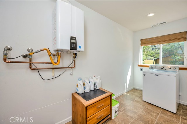 Detail Gallery Image 14 of 34 For 14230 Big Canyon Rd, Middletown,  CA 95461 - 1 Beds | 1 Baths
