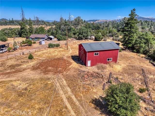 15000 Gray Pine Road, Lower Lake CA: https://media.crmls.org/medias/bf912fc5-f73f-4150-a655-e0b84a582a0e.jpg