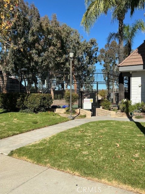 Detail Gallery Image 16 of 50 For 19849 Collins, Canyon Country,  CA 91351 - 3 Beds | 2 Baths