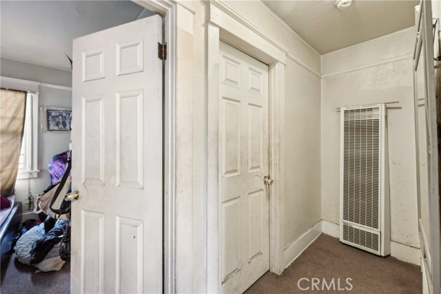 231 W 88th Street, Los Angeles CA: https://media.crmls.org/medias/bf91fa9c-860b-46b8-8341-c20abed5df0a.jpg