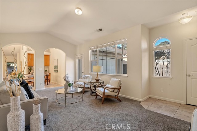 Detail Gallery Image 13 of 40 For 1025 Raven Ln, Chico,  CA 95926 - 4 Beds | 2 Baths