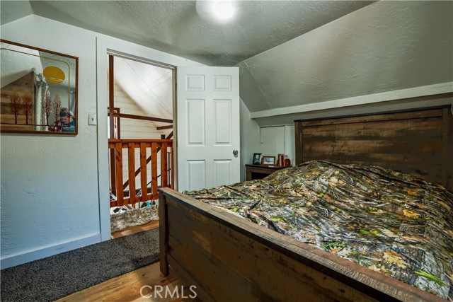 Detail Gallery Image 13 of 14 For 39130 Rim of the World Dr, Fawnskin,  CA 92333 - 2 Beds | 1 Baths