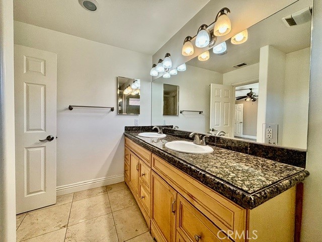 Detail Gallery Image 4 of 13 For 4142 Patrice Rd., Newport Beach,  CA 92663 - 5 Beds | 3 Baths