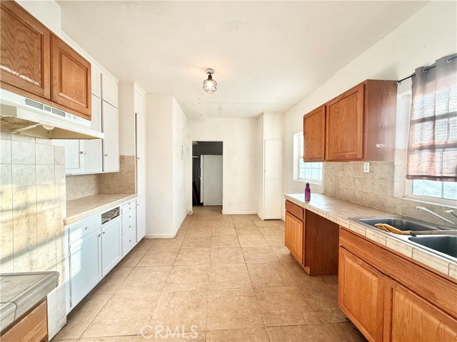 Detail Gallery Image 5 of 10 For 13331 Aster St, Trona,  CA 93562 - 3 Beds | 1 Baths