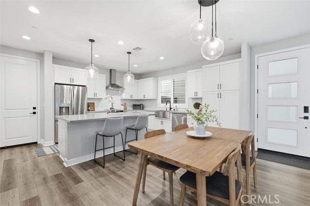 Detail Gallery Image 8 of 59 For 2144 Swallowtail Walk, Gardena,  CA 90249 - 4 Beds | 2/2 Baths