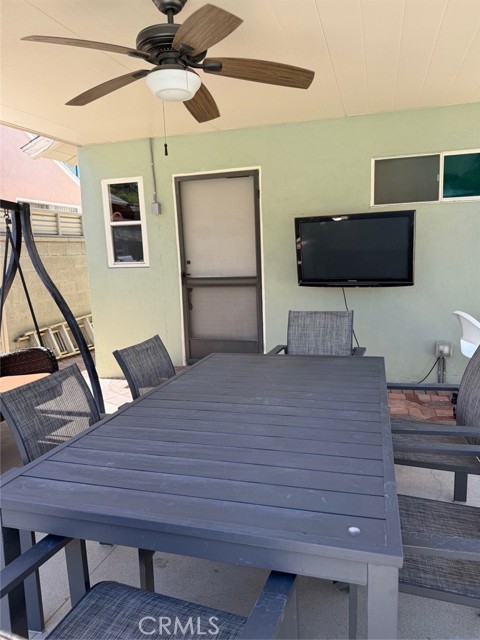 7232 Katherine Avenue, Van Nuys CA: https://media.crmls.org/medias/bf95894b-9c3c-4e94-ac79-992ced8f2464.jpg
