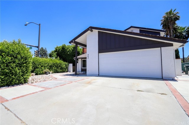 402 W Avenida De Las Flores photo 2
