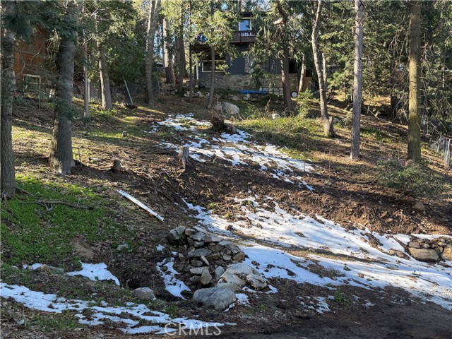 Detail Gallery Image 16 of 20 For 24989 Highland, Crestline,  CA 92325 - – Beds | – Baths