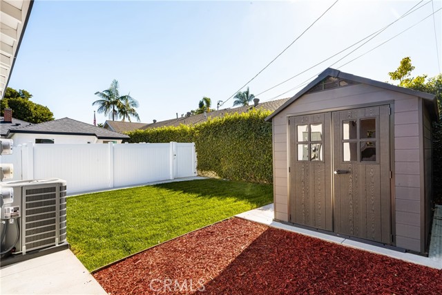 Detail Gallery Image 26 of 30 For 4851 Faculty, Long Beach,  CA 90808 - 6 Beds | 5 Baths