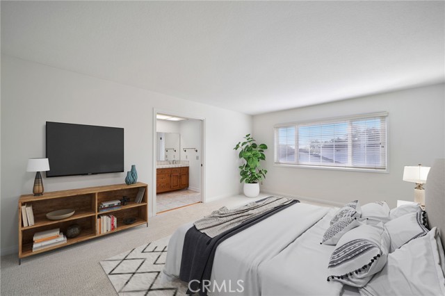 3832 Holden Circle, Los Alamitos CA: https://media.crmls.org/medias/bf96757b-cd01-4873-ac34-615d0002c1ec.jpg