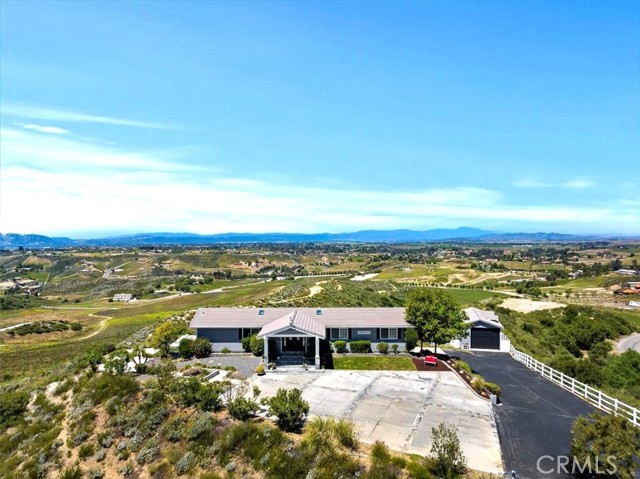 Detail Gallery Image 2 of 64 For 42355 Chaparral Dr, Temecula,  CA 92592 - 5 Beds | 5/1 Baths