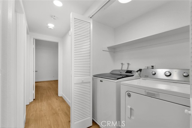 Detail Gallery Image 9 of 23 For 710 5th St, Hermosa Beach,  CA 90254 - 2 Beds | 2 Baths